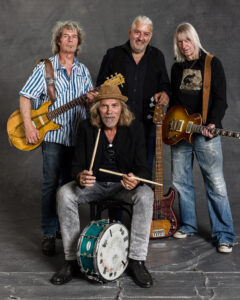 Members, Musiker, KH Project, Rock & Blues, Küre Hauser, Schlagzeuger, Schlagzeug, Rock und Blues, heimische Musikszene, Band, Bern, Bühne, handgemachte Musik, Berner Rockmusik, Lindbergh, Ocean, No Problem, Roots 66 feat. Polo Hofer, Konzert, Jack Minnig, Gitarre, HUBER MINNIG, BMG Ariola, Country, R&R Oldies, Kuno Lauener, Büne Huber, Endo Anaconda, Schmidi Schmidhauser, René Eberhard, Bass, Grooves, E-Bass, Rolf LL Lüthi, Matthias Heimlicher, Vlada, Philipp Fankhauser, Rockustics, Tutti Matti, Magna Carta, Andy Maurer, Hanery Amman. Professor Miquel Rubio, Konservatorium Bern, AM Gitarren & Bass Schule, Tres Pesetas, Acoustic Latin Gitarren Trio, Van Dox, Rock Cover Band Copperhead, Folk Rock Miraval Bamboo Faya, Reggea um Peppe Claudio (the Wailers) Bonnie & the Groove Cats, Plüsch, Andreas Vollenweider, Mich Gerber, Bellamy Brothers, Kenny Moore (Tina Turner), Sandee, Andy Pupato, Junior Marvin, Bob Marley, Referenze, Kontakt, Galerie, Audio & Video, Events, Video/Audio, Logos & Bandfotos, Stageplan