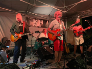 Members, Musiker, KH Project, Rock & Blues, Küre Hauser, Schlagzeuger, Schlagzeug, Rock und Blues, heimische Musikszene, Band, Bern, Bühne, handgemachte Musik, Berner Rockmusik, Lindbergh, Ocean, No Problem, Roots 66 feat. Polo Hofer, Konzert, Jack Minnig, Gitarre, HUBER MINNIG, BMG Ariola, Country, R&R Oldies, Kuno Lauener, Büne Huber, Endo Anaconda, Schmidi Schmidhauser, René Eberhard, Bass, Grooves, E-Bass, Rolf LL Lüthi, Matthias Heimlicher, Vlada, Philipp Fankhauser, Rockustics, Tutti Matti, Magna Carta, Andy Maurer, Hanery Amman. Professor Miquel Rubio, Konservatorium Bern, AM Gitarren & Bass Schule, Tres Pesetas, Acoustic Latin Gitarren Trio, Van Dox, Rock Cover Band Copperhead, Folk Rock Miraval Bamboo Faya, Reggea um Peppe Claudio (the Wailers) Bonnie & the Groove Cats, Plüsch, Andreas Vollenweider, Mich Gerber, Bellamy Brothers, Kenny Moore (Tina Turner), Sandee, Andy Pupato, Junior Marvin, Bob Marley, Referenze, Kontakt, Galerie, Audio & Video, Events, Video/Audio, Logos & Bandfotos, Stageplan