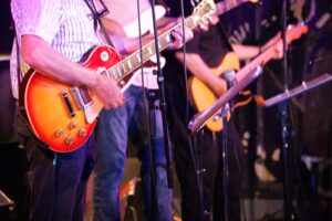 KH Project, Rock & Blues, Küre Hauser, Schlagzeuger, Schlagzeug, Rock und Blues, heimische Musikszene, Band, Bern, Bühne, handgemachte Musik, Berner Rockmusik, Lindbergh, Ocean, No Problem, Roots 66 feat. Polo Hofer, Konzert, Jack Minnig, Gitarre, HUBER MINNIG, BMG Ariola, Country, R&R Oldies, Kuno Lauener, Büne Huber, Endo Anaconda, Schmidi Schmidhauser, René Eberhard, Bass, Grooves, E-Bass, Rolf LL Lüthi, Matthias Heimlicher, Vlada, Philipp Fankhauser, Rockustics, Tutti Matti, Magna Carta, Andy Maurer, Hanery Amman. Professor Miquel Rubio, Konservatorium Bern, AM Gitarren & Bass Schule, Tres Pesetas, Acoustic Latin Gitarren Trio, Van Dox, Rock Cover Band Copperhead, Folk Rock Miraval Bamboo Faya, Reggea um Peppe Claudio (the Wailers) Bonnie & the Groove Cats, Plüsch, Andreas Vollenweider, Mich Gerber, Bellamy Brothers, Kenny Moore (Tina Turner), Sandee, Andy Pupato, Junior Marvin, Bob Marley, Referenze, Kontakt, Galerie, Audio & Video, Events, Video/Audio, Logos & Bandfotos, Stageplan, Can’t Go Home No More – Walter Liniger, Hundred Miles, Endless Me, Lost You In The Canyon – M. Cohn, Cant Find My Way Home – S. Winwood, Lay Down Sally – E. Clapton, Setting Me Up – M. Knopfler, This In Your World – C. Russel. Mahogany, Mahogany Hall, Mahogany Hall Bern, Yvonne Moore, Live-Gig,