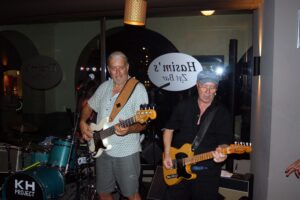 Hasim's Zyt Bar, Hasim, Hasim's, Members, Musiker, KH Project, Rock & Blues, Küre Hauser, Schlagzeuger, Schlagzeug, Rock und Blues, heimische Musikszene, Band, Bern, Bühne, handgemachte Musik, Berner Rockmusik, Lindbergh, Ocean, No Problem, Roots 66 feat. Polo Hofer, Konzert, Jack Minnig, Gitarre, HUBER MINNIG, BMG Ariola, Country, R&R Oldies, Kuno Lauener, Büne Huber, Endo Anaconda, Schmidi Schmidhauser, René Eberhard, Bass, Grooves, E-Bass, Rolf LL Lüthi, Matthias Heimlicher, Vlada, Philipp Fankhauser, Rockustics, Tutti Matti, Magna Carta, Andy Maurer, Hanery Amman. Professor Miquel Rubio, Konservatorium Bern, AM Gitarren & Bass Schule, Tres Pesetas, Acoustic Latin Gitarren Trio, Van Dox, Rock Cover Band Copperhead, Folk Rock Miraval Bamboo Faya, Reggea um Peppe Claudio (the Wailers) Bonnie & the Groove Cats, Plüsch, Andreas Vollenweider, Mich Gerber, Bellamy Brothers, Kenny Moore (Tina Turner), Sandee, Andy Pupato, Junior Marvin, Bob Marley, Referenze, Kontakt, Galerie, Audio & Video, Events, Video/Audio, Logos & Bandfotos, Stageplan
