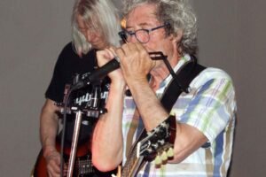 Hasim's, Members, Musiker, KH Project, Rock & Blues, Küre Hauser, Schlagzeuger, Schlagzeug, Rock und Blues, heimische Musikszene, Band, Bern, Bühne, handgemachte Musik, Berner Rockmusik, Lindbergh, Ocean, No Problem, Roots 66 feat. Polo Hofer, Konzert, Jack Minnig, Gitarre, HUBER MINNIG, BMG Ariola, Country, R&R Oldies, Kuno Lauener, Büne Huber, Endo Anaconda, Schmidi Schmidhauser, René Eberhard, Bass, Grooves, E-Bass, Rolf LL Lüthi, Matthias Heimlicher, Vlada, Philipp Fankhauser, Rockustics, Tutti Matti, Magna Carta, Andy Maurer, Hanery Amman. Professor Miquel Rubio, Konservatorium Bern, AM Gitarren & Bass Schule, Tres Pesetas, Acoustic Latin Gitarren Trio, Van Dox, Rock Cover Band Copperhead, Folk Rock Miraval Bamboo Faya, Reggea um Peppe Claudio (the Wailers) Bonnie & the Groove Cats, Plüsch, Andreas Vollenweider, Mich Gerber, Bellamy Brothers, Kenny Moore (Tina Turner), Sandee, Andy Pupato, Junior Marvin, Bob Marley, Referenze, Kontakt, Galerie, Audio & Video, Events, Video/Audio, Logos & Bandfotos, Stageplan